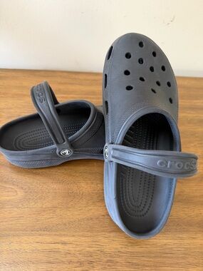 Crocs Classic Black Clogs M9 W11 Comfort Slip On Shoes